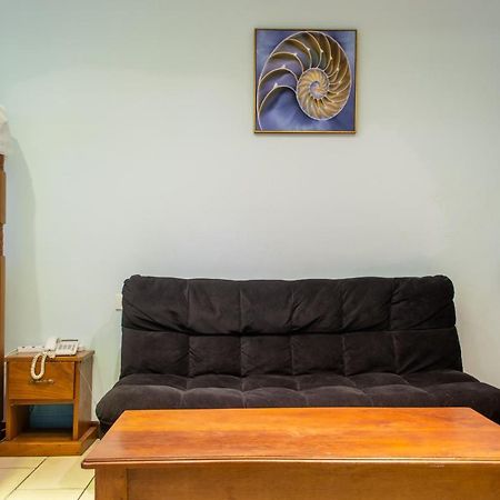 Cowrie Beach Haven Studio Apartamento Mombasa Exterior foto
